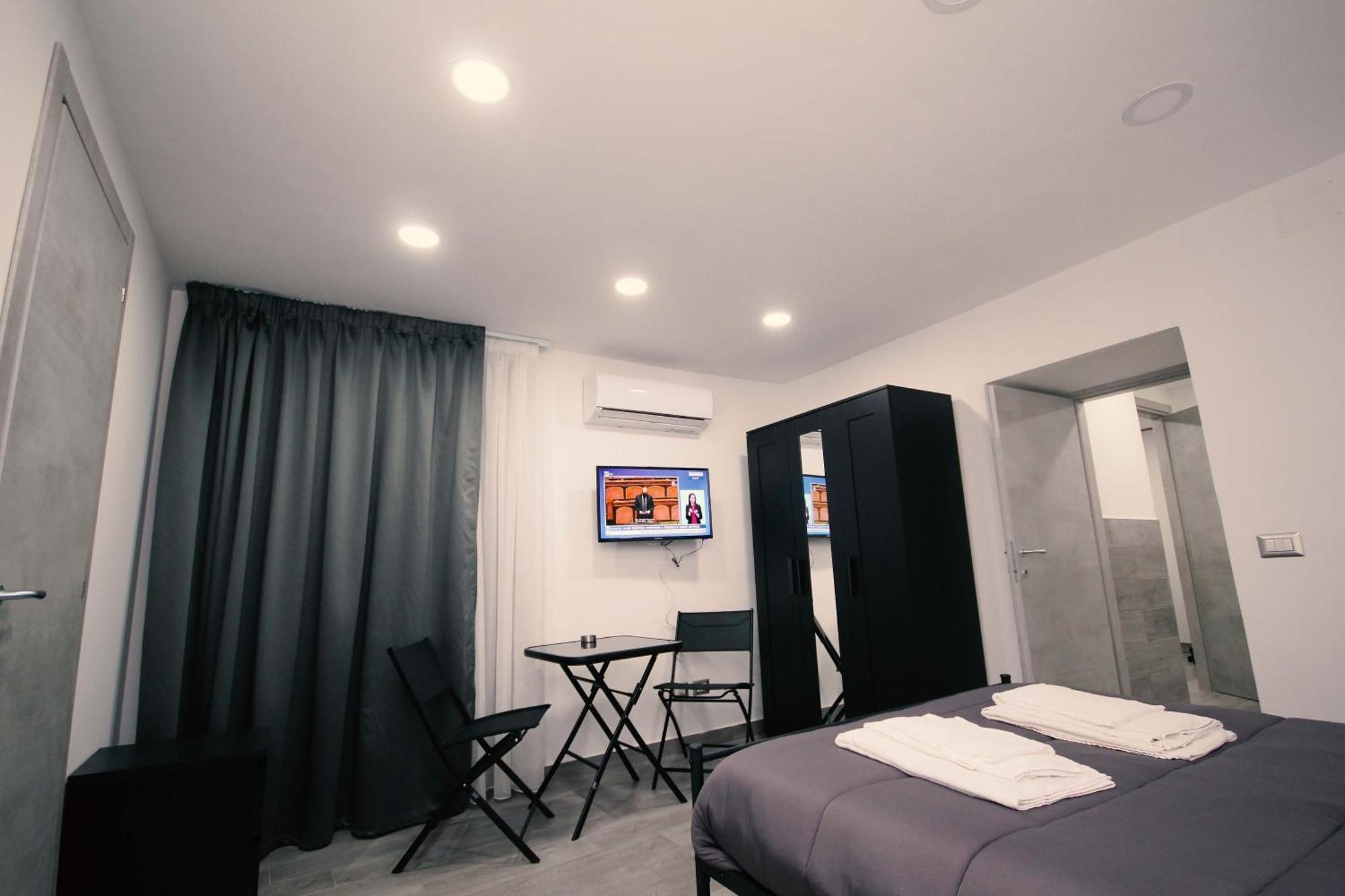 Almat Domus Apartment Napoli Cameră foto